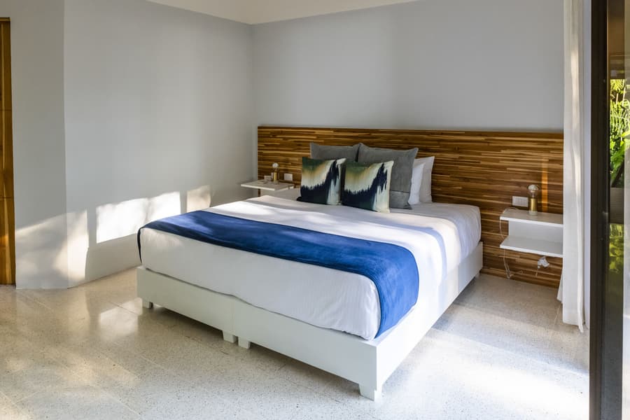 Nya Hotel