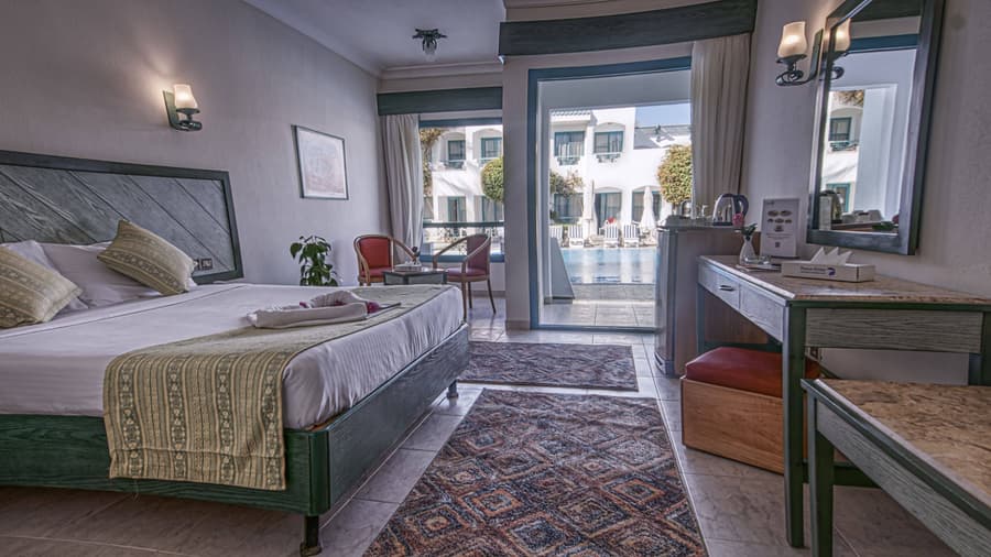 Falcon Hills Hotel