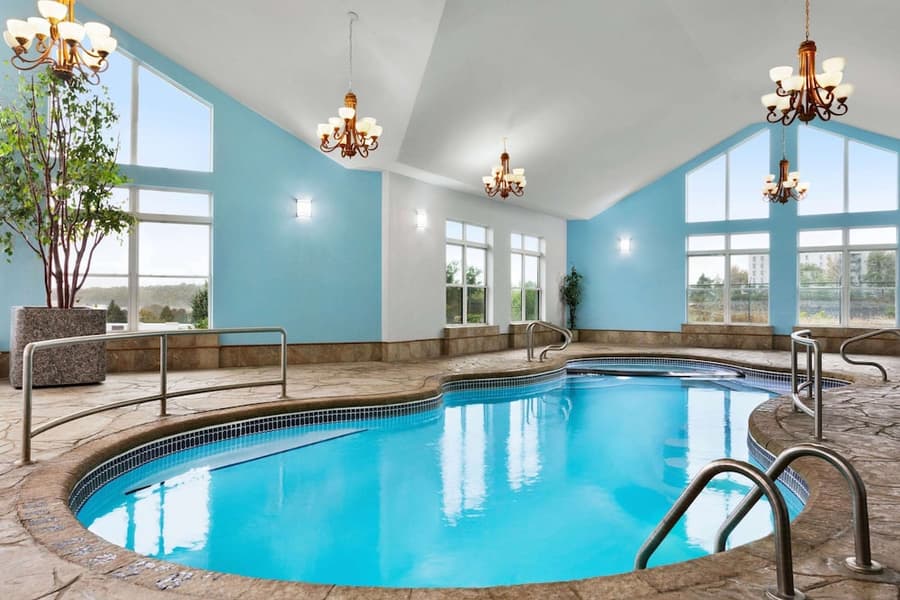 Days Inn by Wyndham Kingston