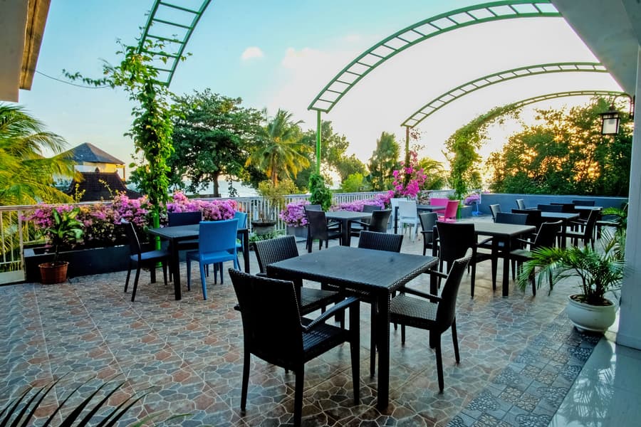 Puri Saron Senggigi Hotel