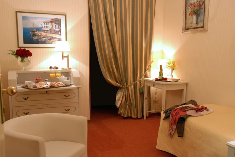 Hotel Paradiso