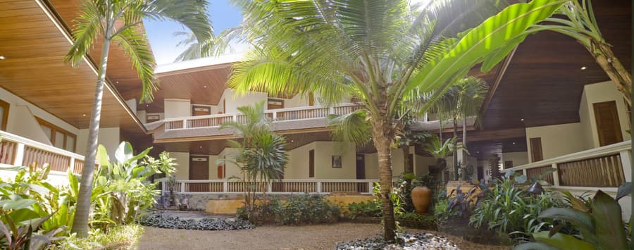 Thai House Beach Resort