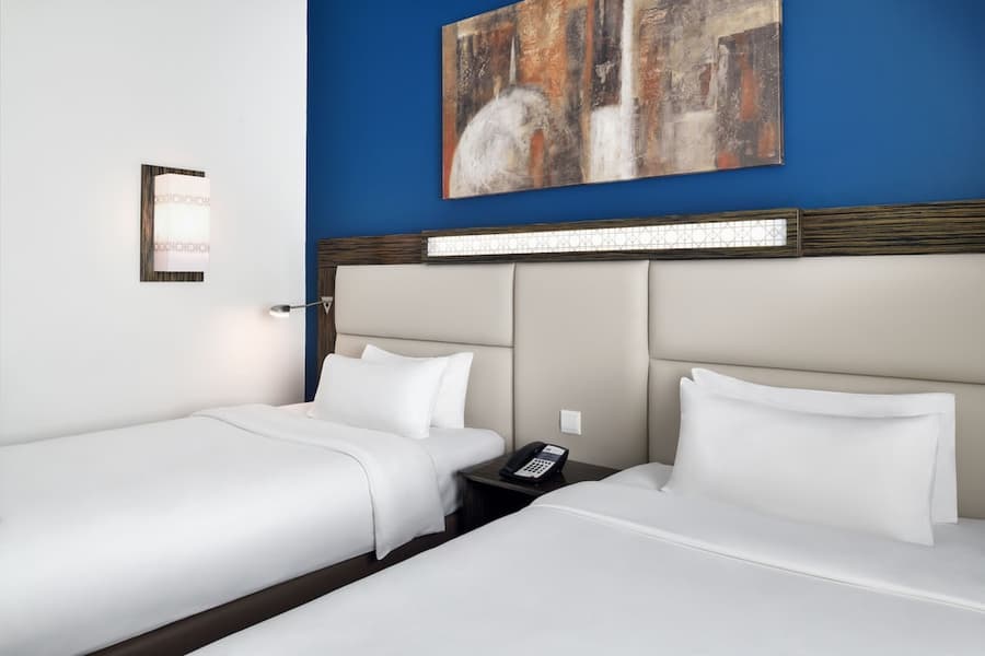 Holiday Inn Express Dubai Safa Park by IHG