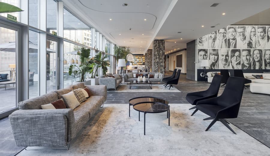 Hotel ILUNION Atrium