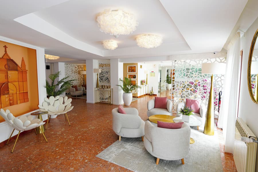 Miramar Hotel & Spa