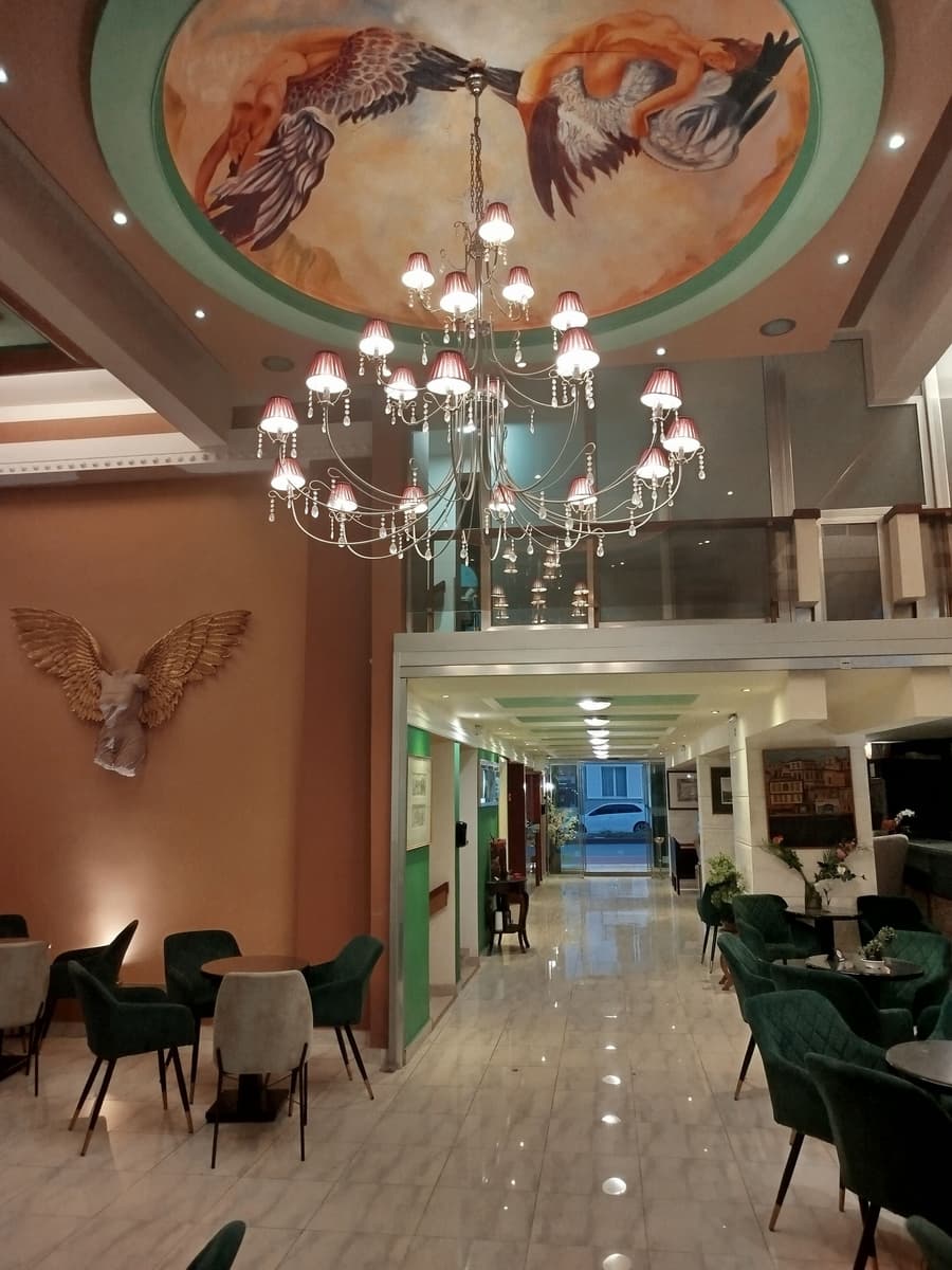 Ephira Hotel