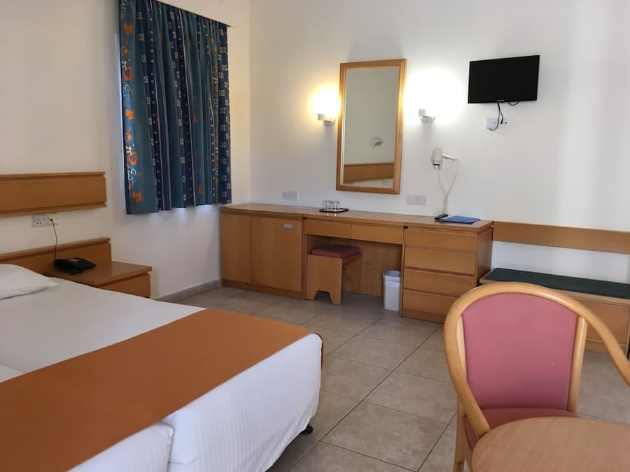 Kissos Hotel