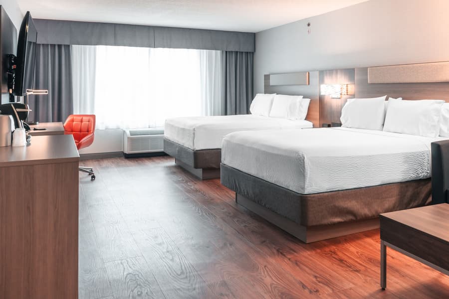Holiday Inn Express & Suites Kingston Central by IHG