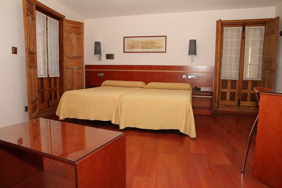 Hotel Santa Isabel