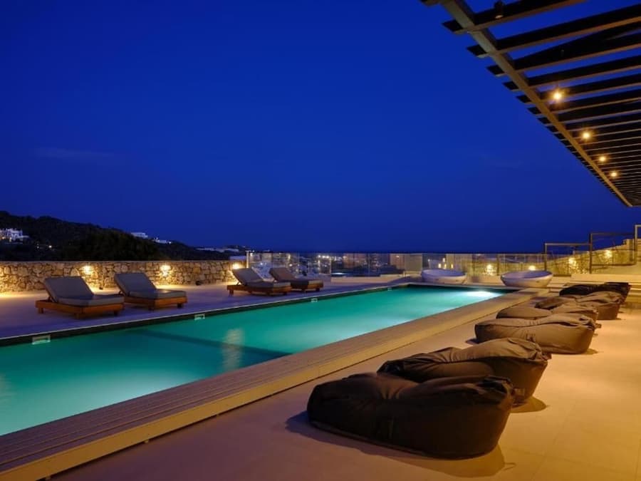 Kosmoplaz Beach Hotel