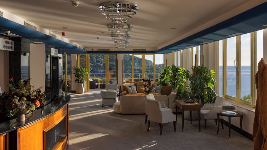 Hotel More