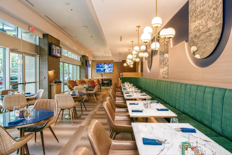 Coast Coal Harbour Vancouver Hotel by APA