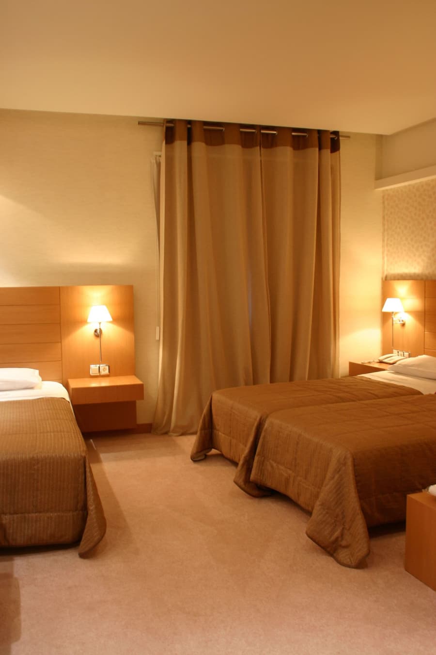 Deves Hotel