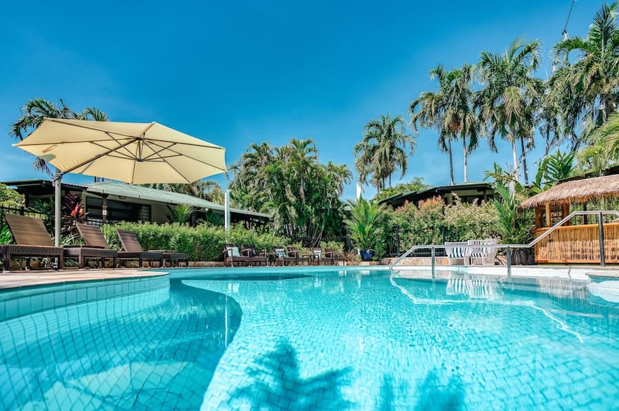 Palms City Resort