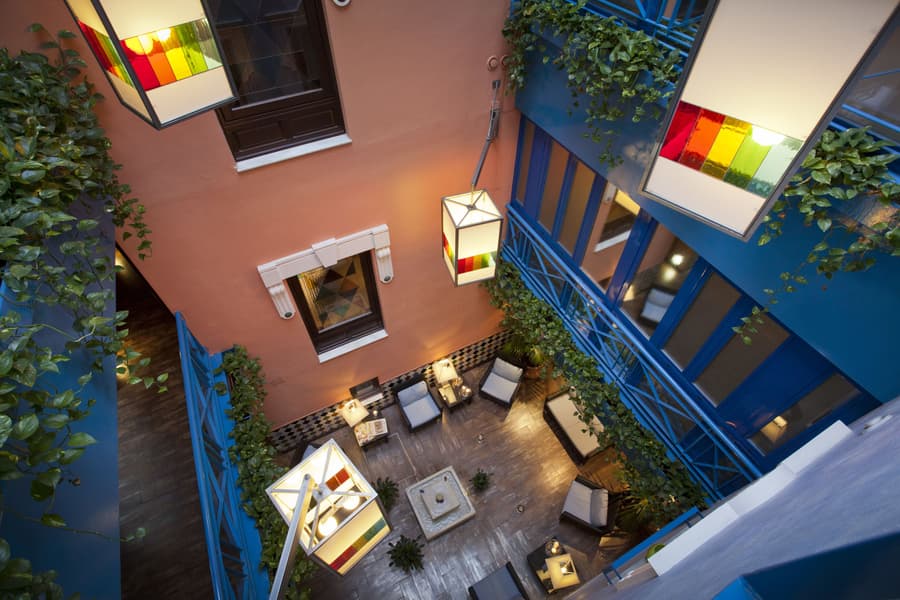 Suites Gran Via 44 Apartahotel