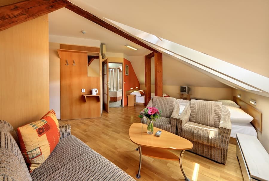 Hotel Golden City Garni