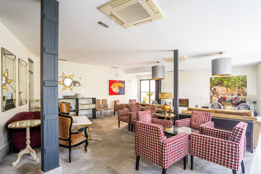 Hotel YIT El Postigo