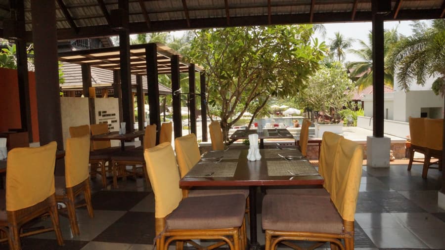 Palm Galleria Resort