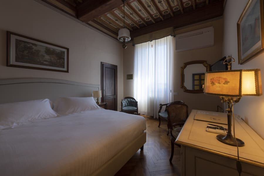 Villa Scacciapensieri Boutique Hotel