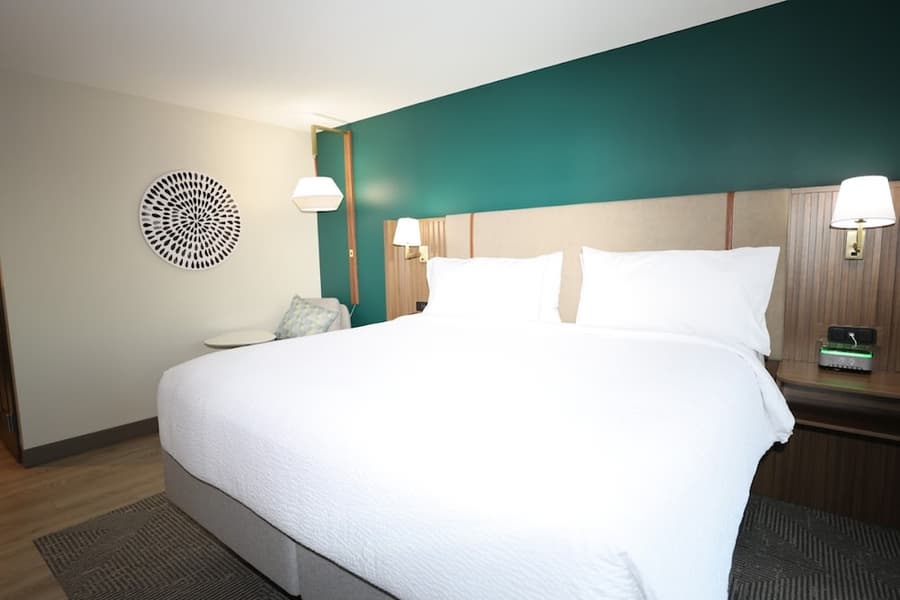 Holiday Inn St. Louis Fairview Heights by IHG