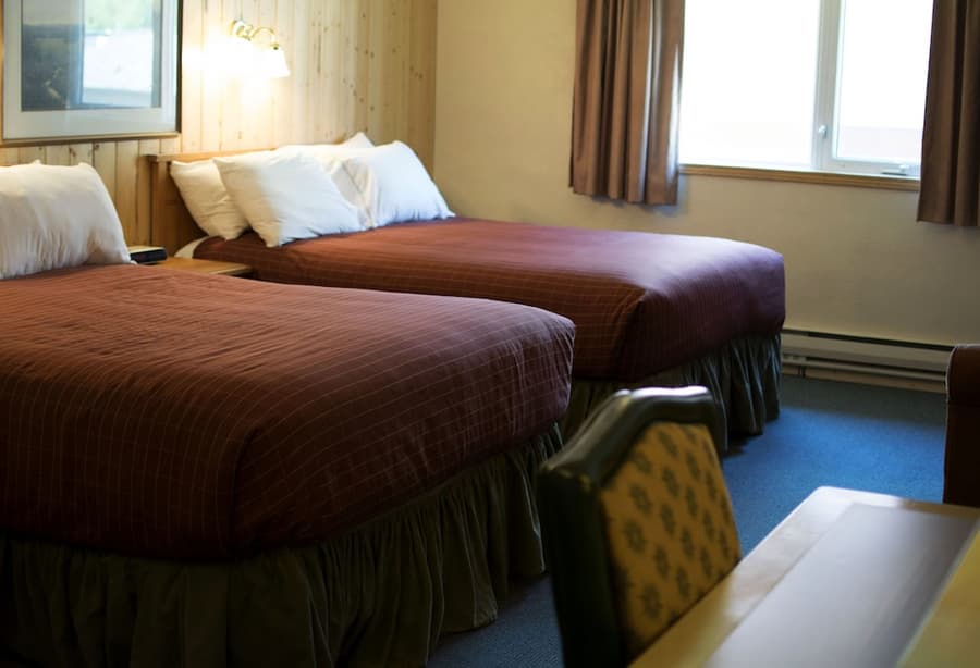 Aspen Village Inn