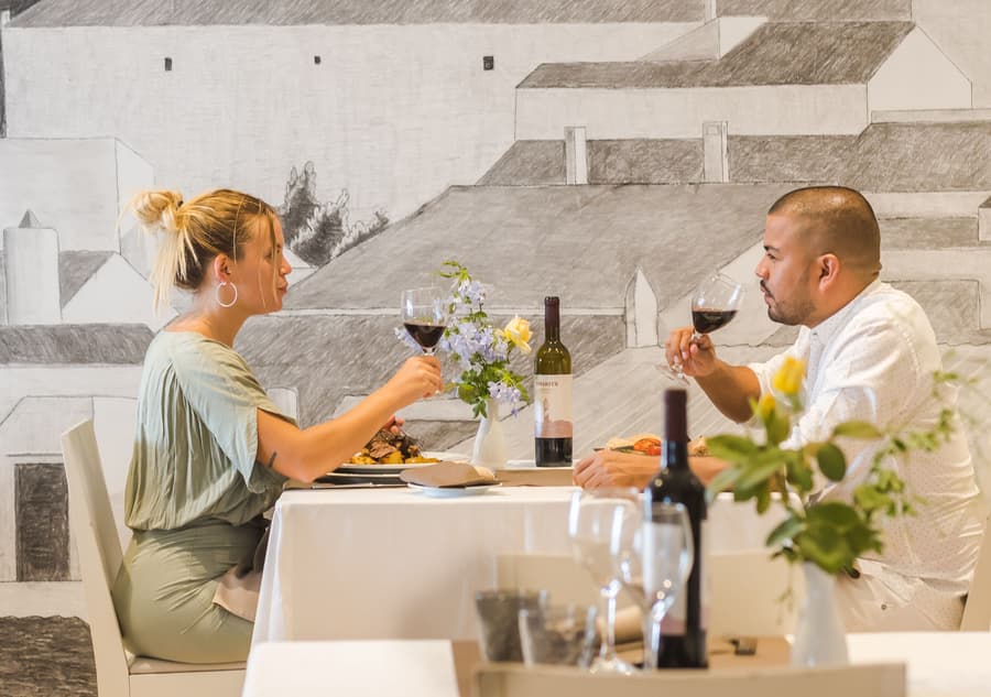 Hotel Jeni & Restaurant