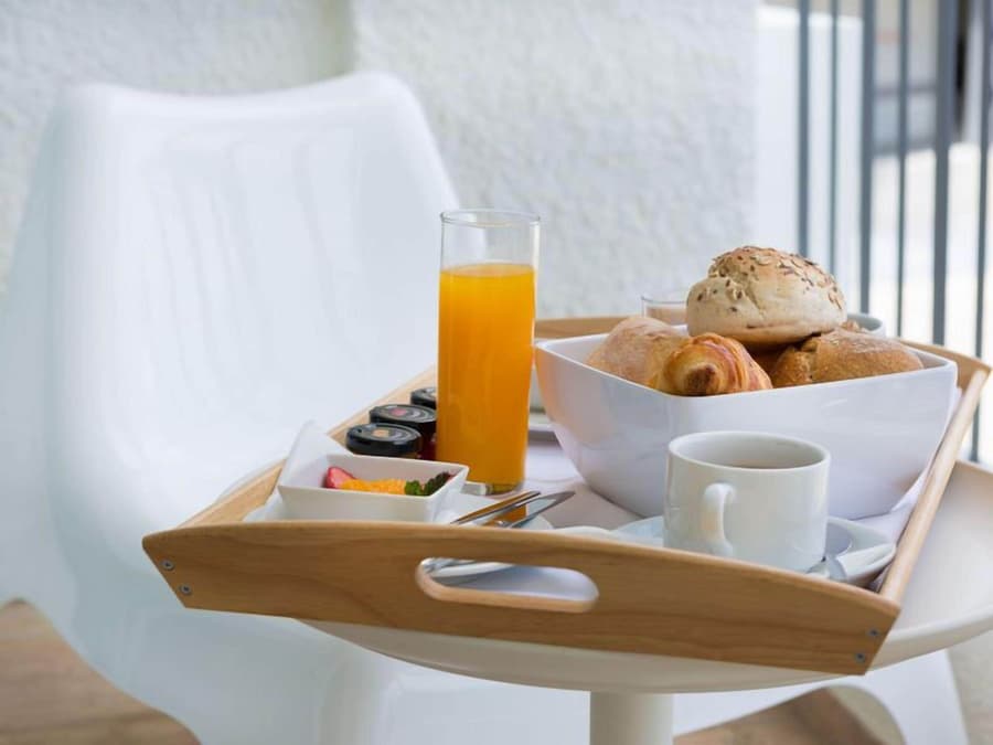 Ozadi Tavira Hotel