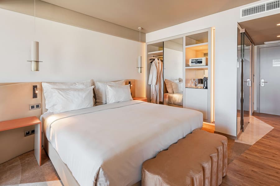 The Views Baia - Adults Only