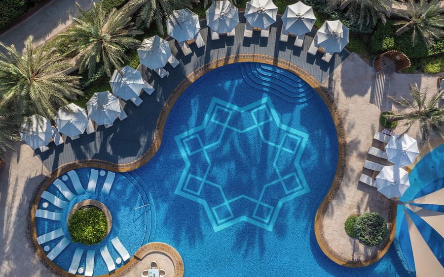 Qasr Al Sarab Desert Resort by Anantara