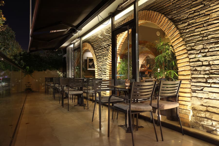 Mondial Hotel