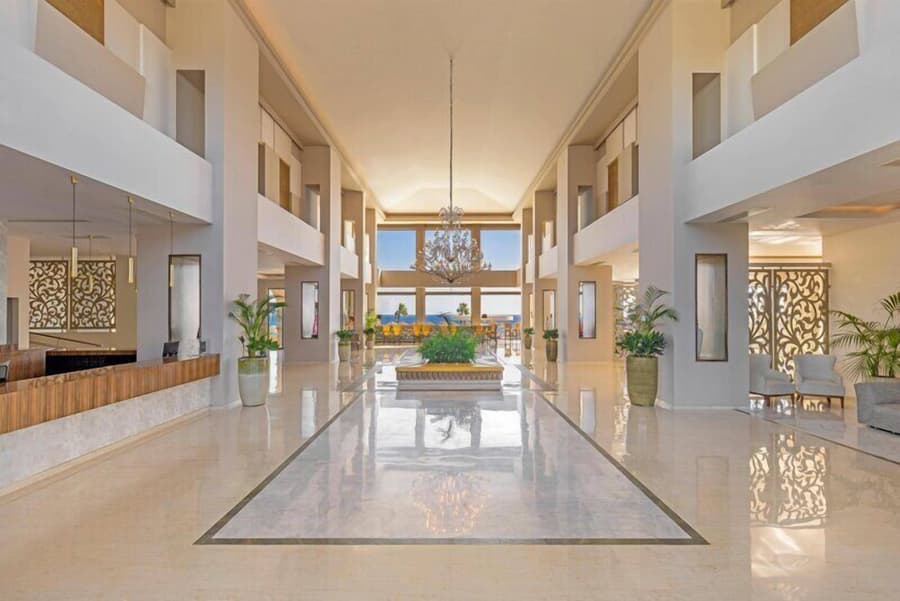 Kresten Royal Euphoria Resort