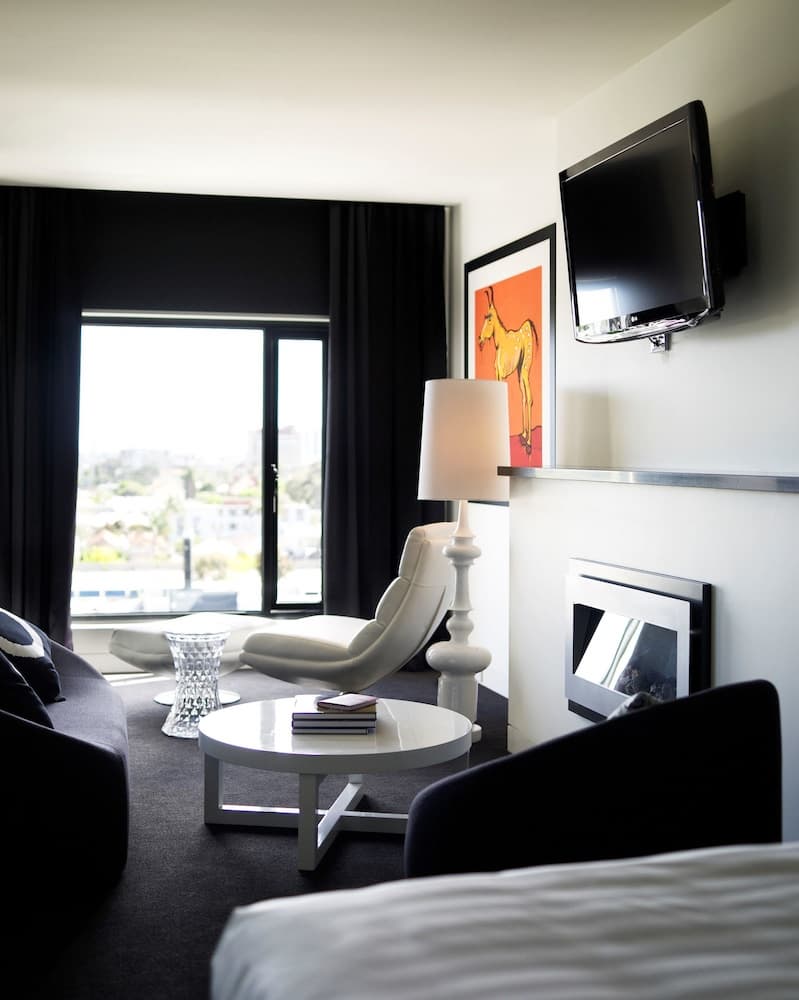 The Cullen Melbourne - Art Series