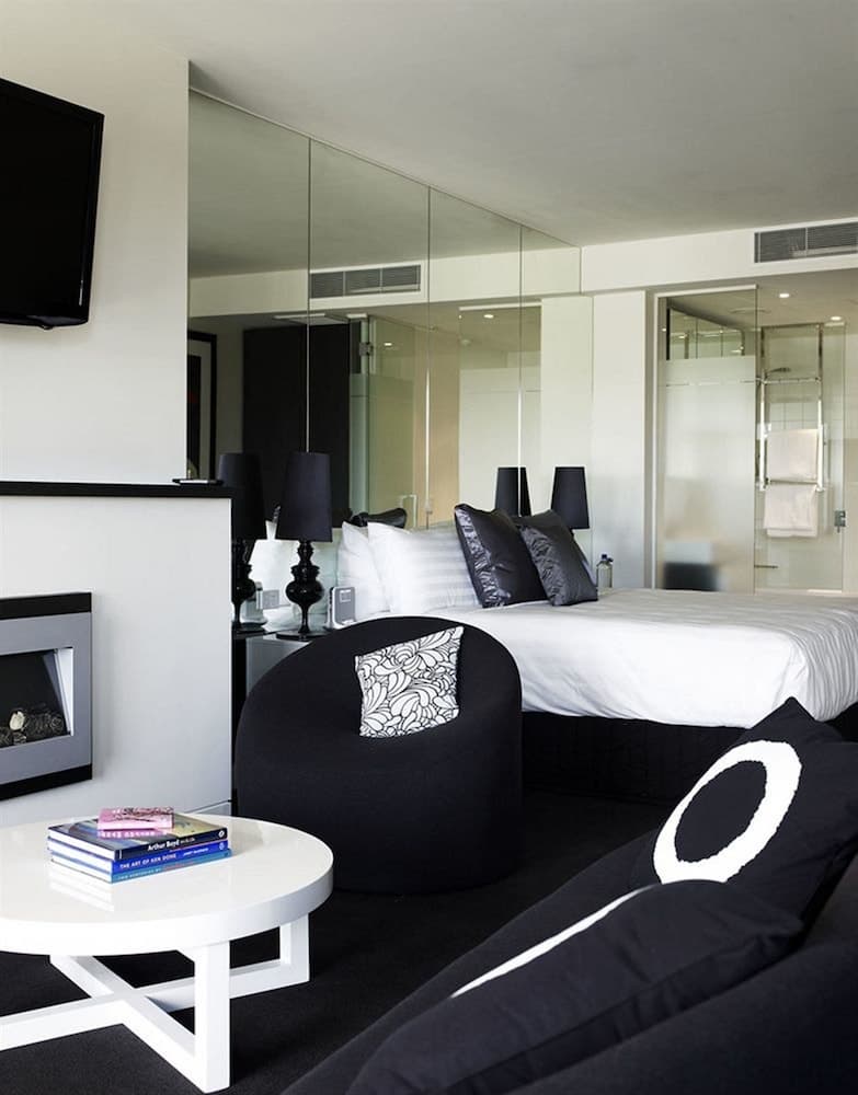 The Cullen Melbourne - Art Series
