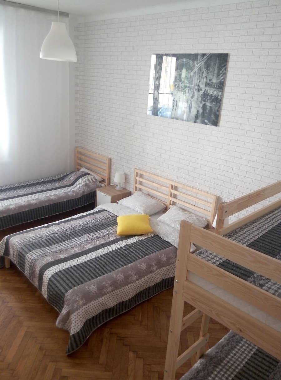 Lorf Hostel&Apartments