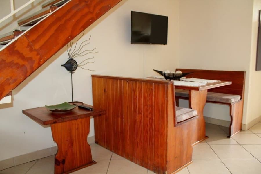 Flamingo Lodge