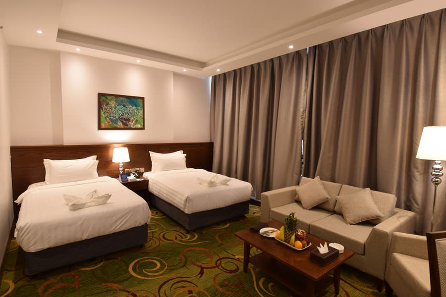 Zaha Al Munawara Hotel