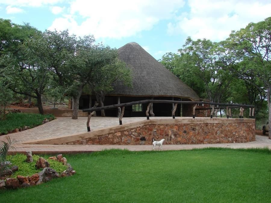 Onduri Lodge - In Okaukuejo