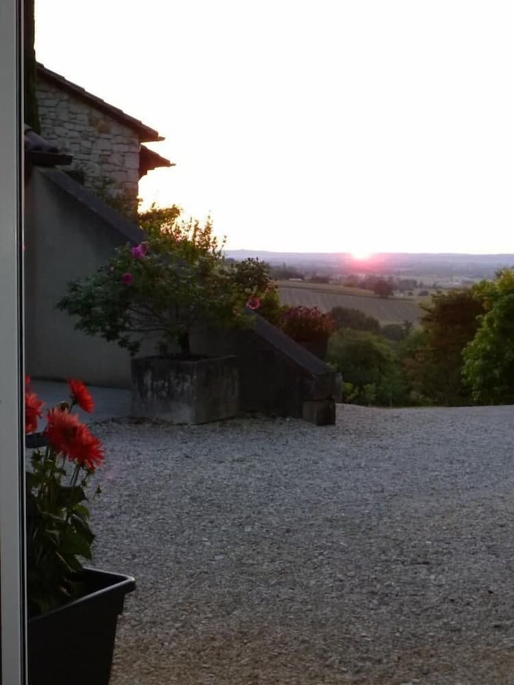 En Rouge et Noir