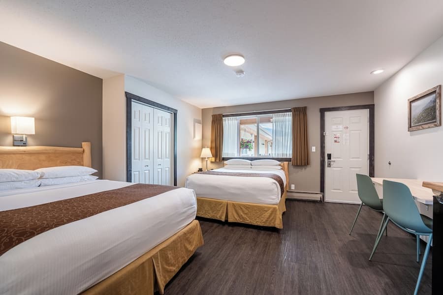 Swiss Chalet Motel