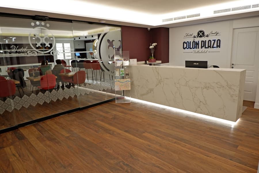 Hotel Colón Plaza