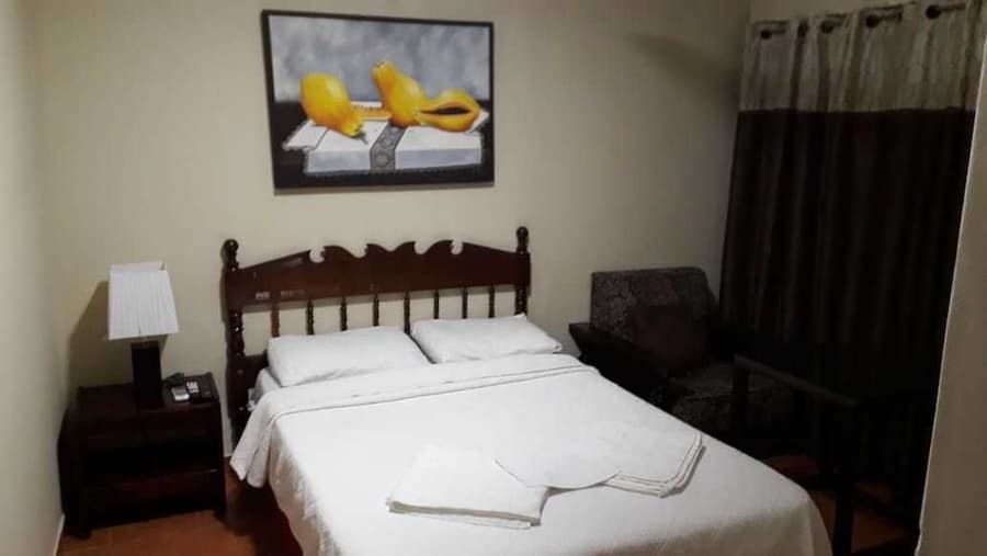 Hostal Residencial Leones de Castilla