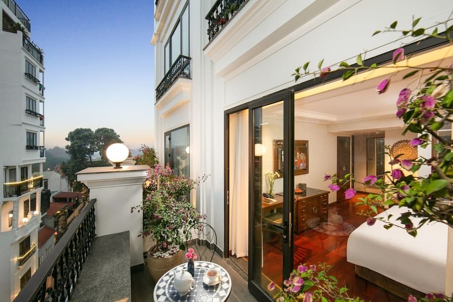 Lucien Hanoi Lakeside Hotel & Rooftop