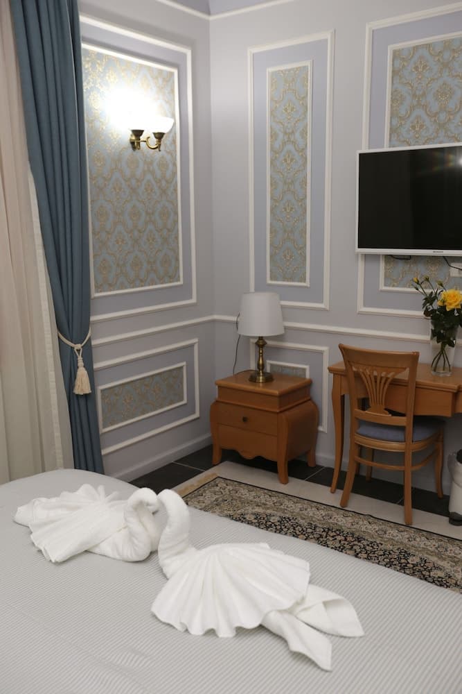 Sergei Palace Hotel