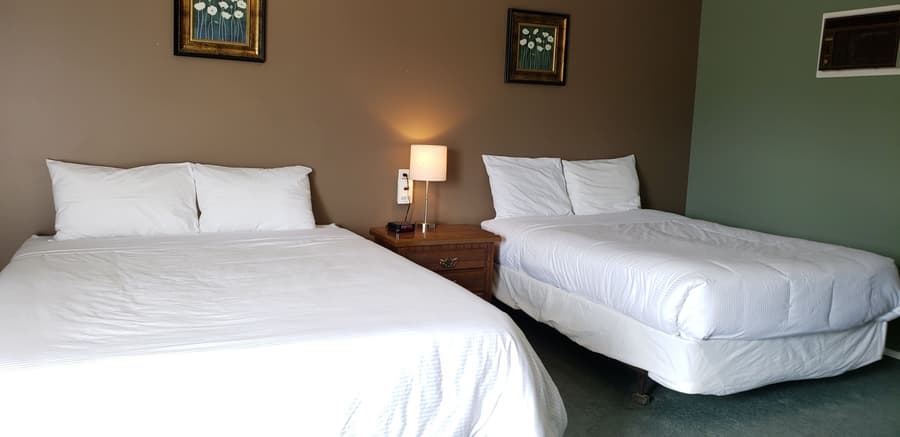 99 Mile Motel