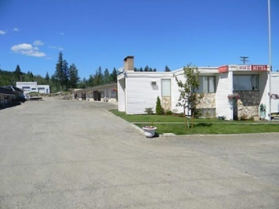 99 Mile Motel