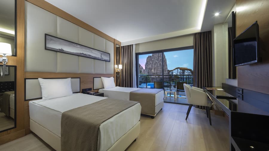 Aydinbey Queen's Palace & Spa - Ultra All Inclusive