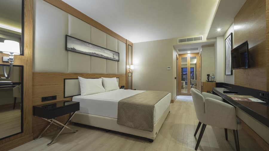 Aydinbey Queen's Palace & Spa - Ultra All Inclusive