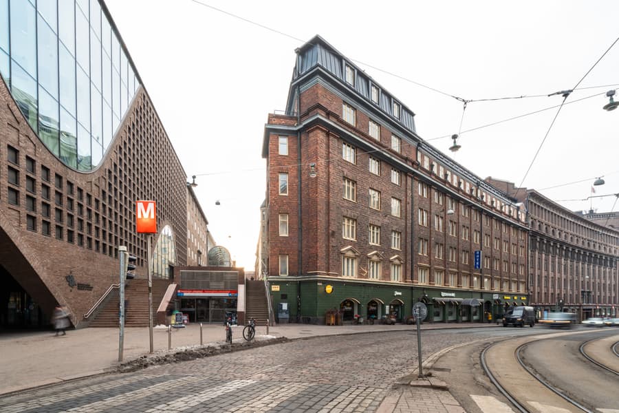 Bob W Helsinki Kluuvi