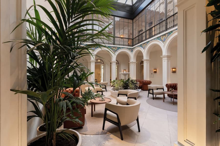 H10 Palacio Colomera