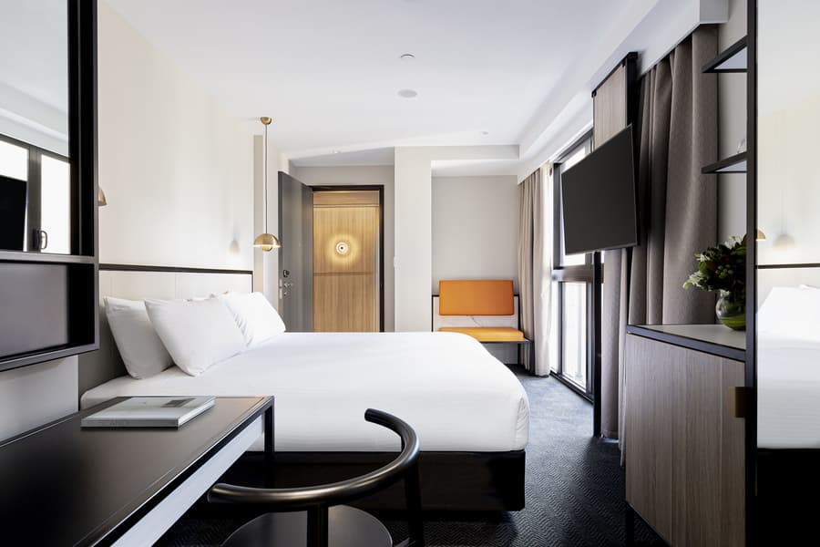 Brady Hotels Jones Lane